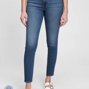 Gap Tall Mid Rise True Skinny Jeans